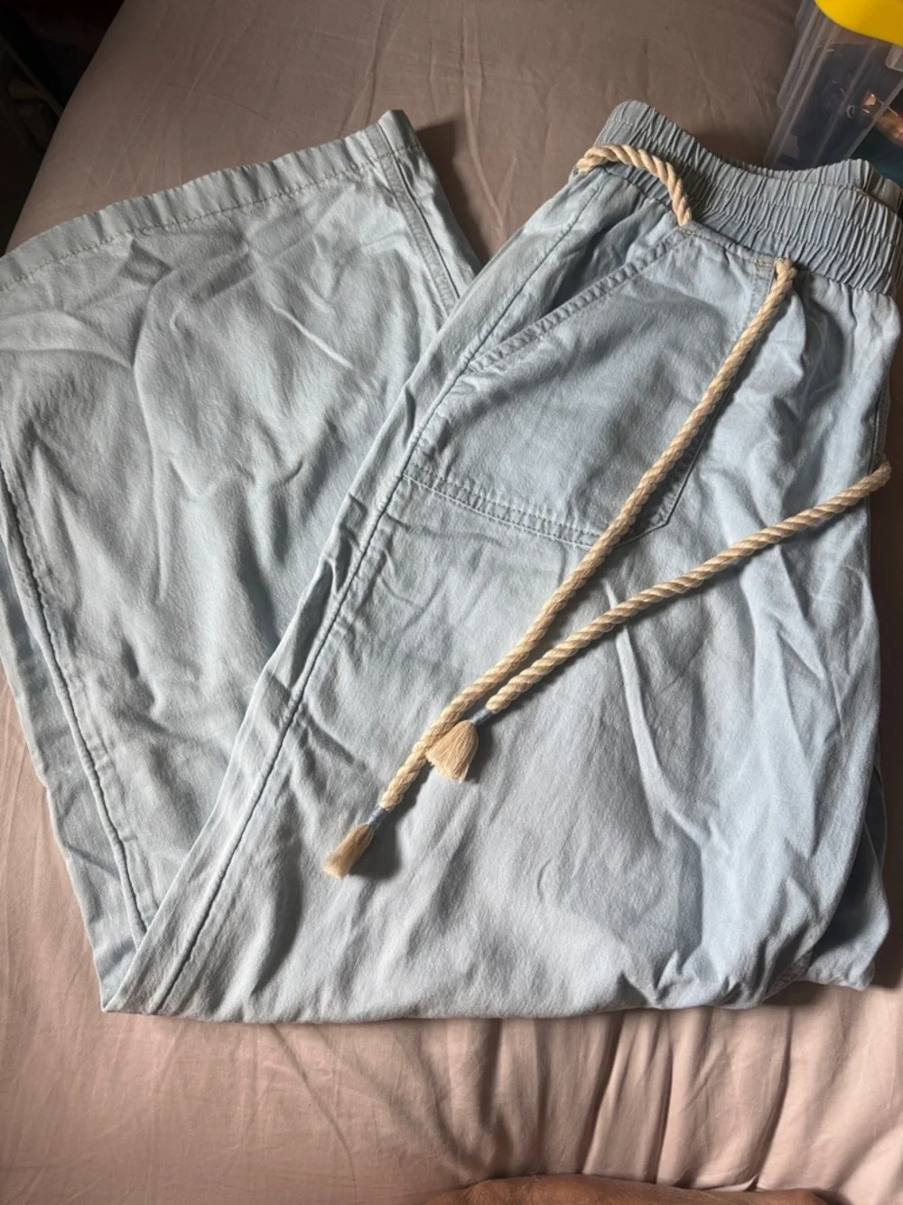 Roxy - Picture 1 of 7